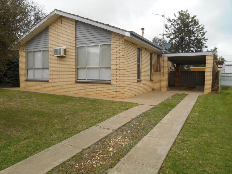 109 Raye Street, Tolland NSW 2650