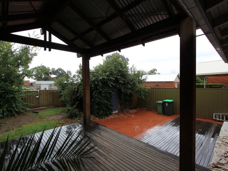 7 Erin Street, Turvey Park NSW 2650