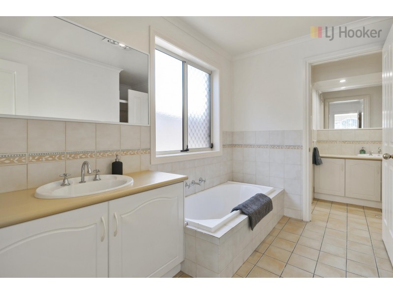 3 Shetland Avenue, Marion SA 5043