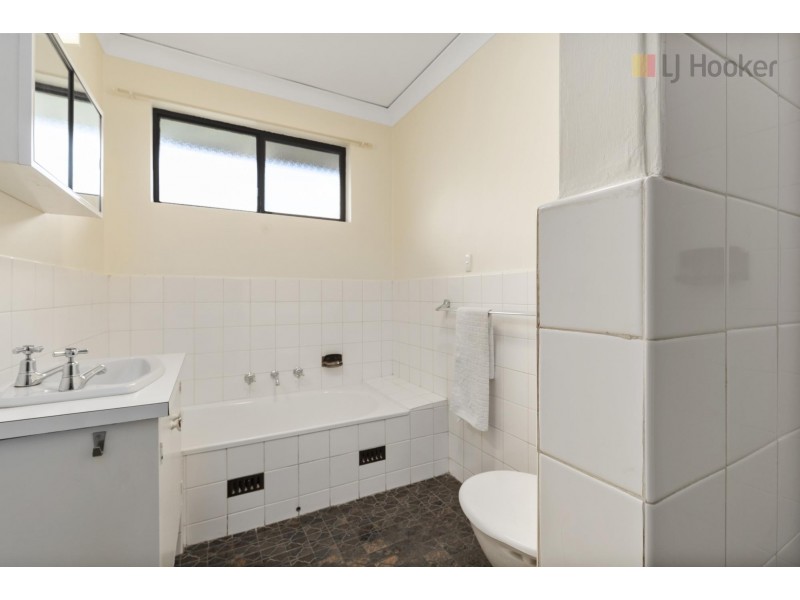 1/6 Clayton Crescent, Melrose Park SA 5039