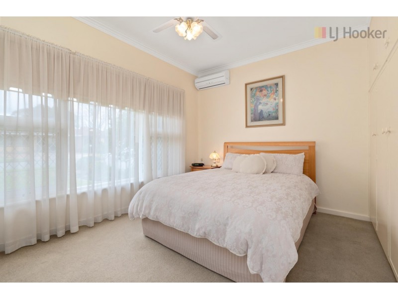 12 Meadowvale Road, Sturt SA 5047