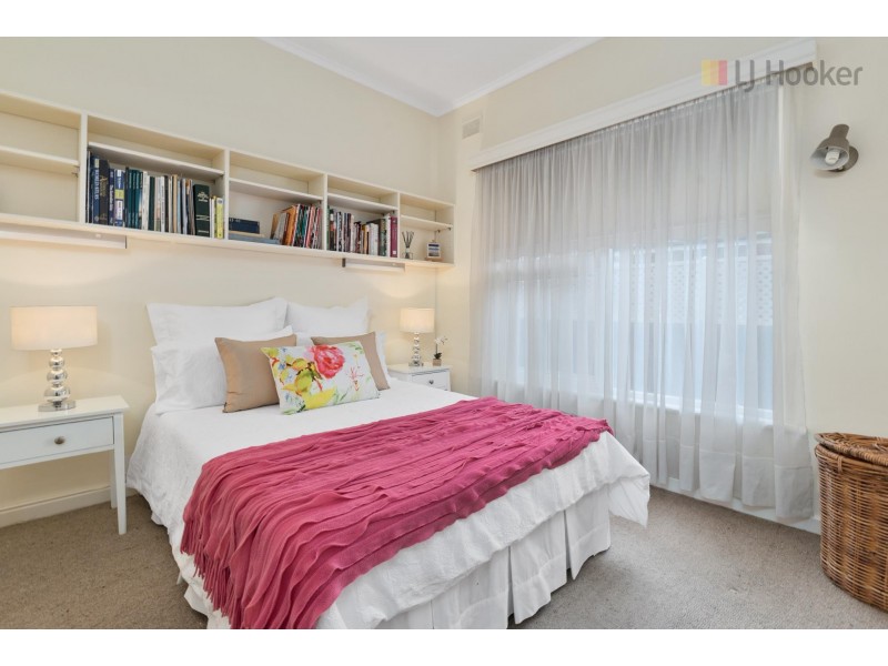 12 Meadowvale Road, Sturt SA 5047