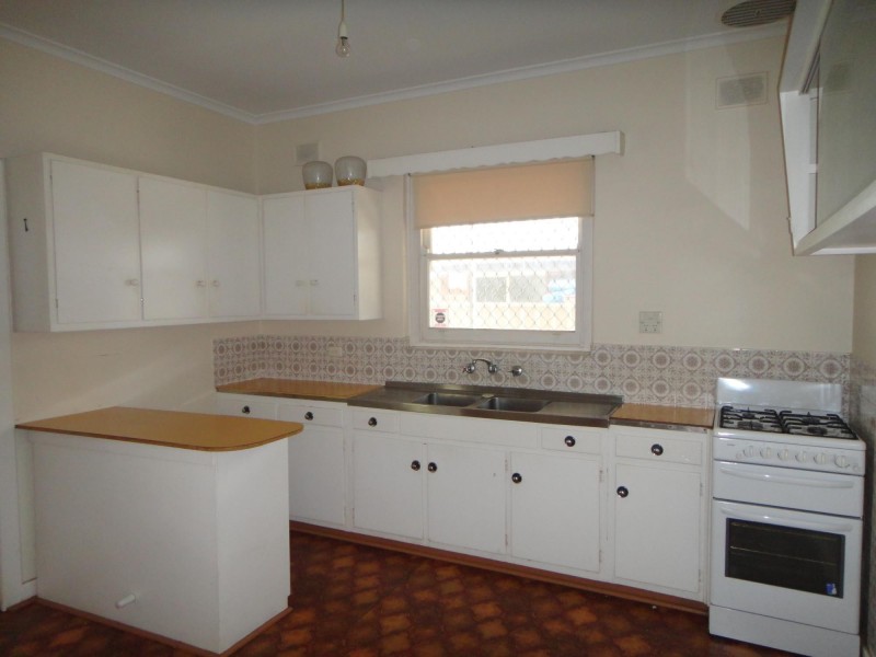 31 Clacton Road, Dover Gardens SA 5048