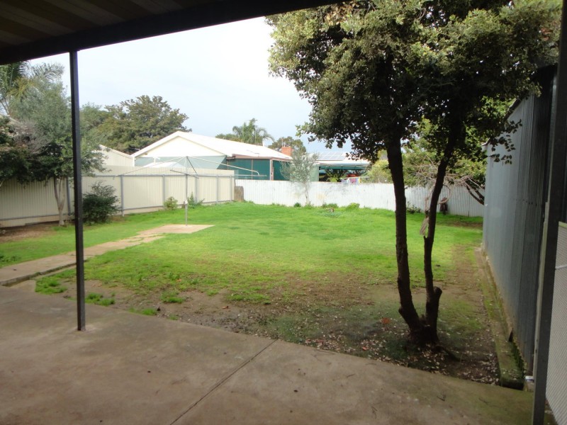 31 Clacton Road, Dover Gardens SA 5048