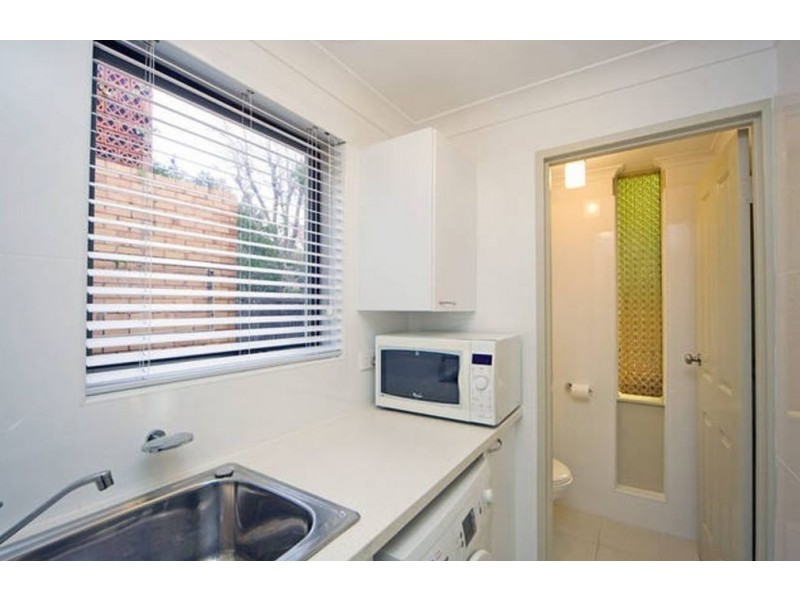 10/16 Moseley Street, Glenelg SA 5045