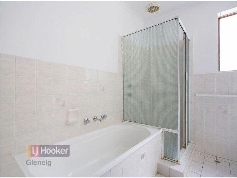 4/14 Windsor Avenue, Clovelly Park SA 5042