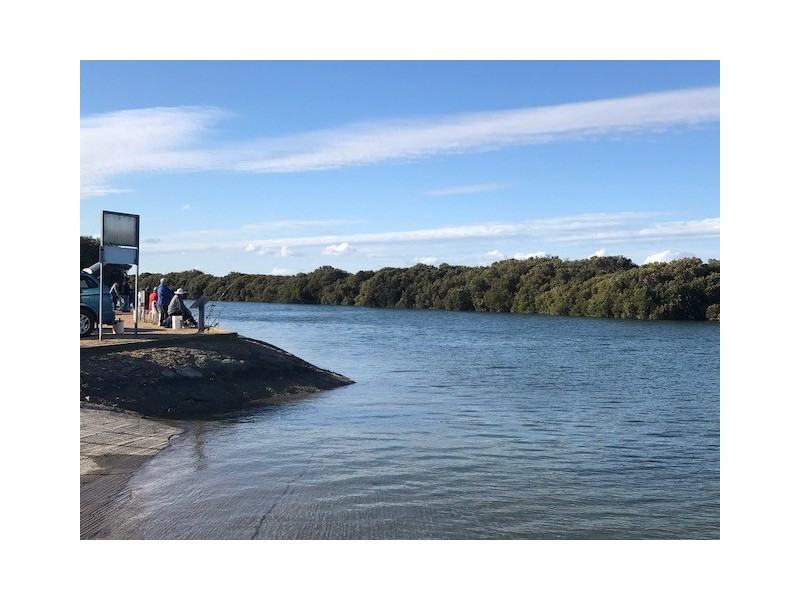 15-17 Gardner Street, Price SA 5570