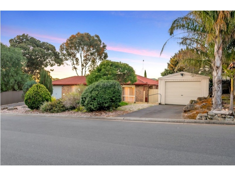 1 Gibson Court, Woodcroft SA 5162