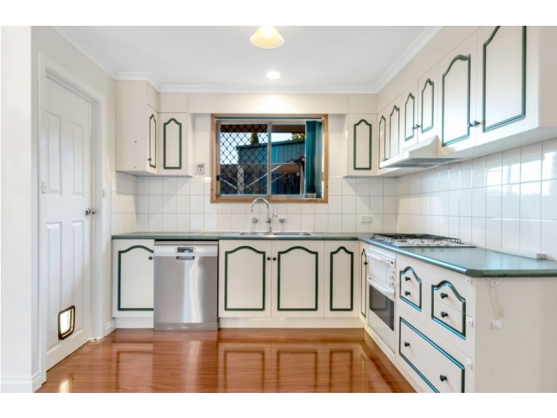 1 Gibson Court, Woodcroft SA 5162