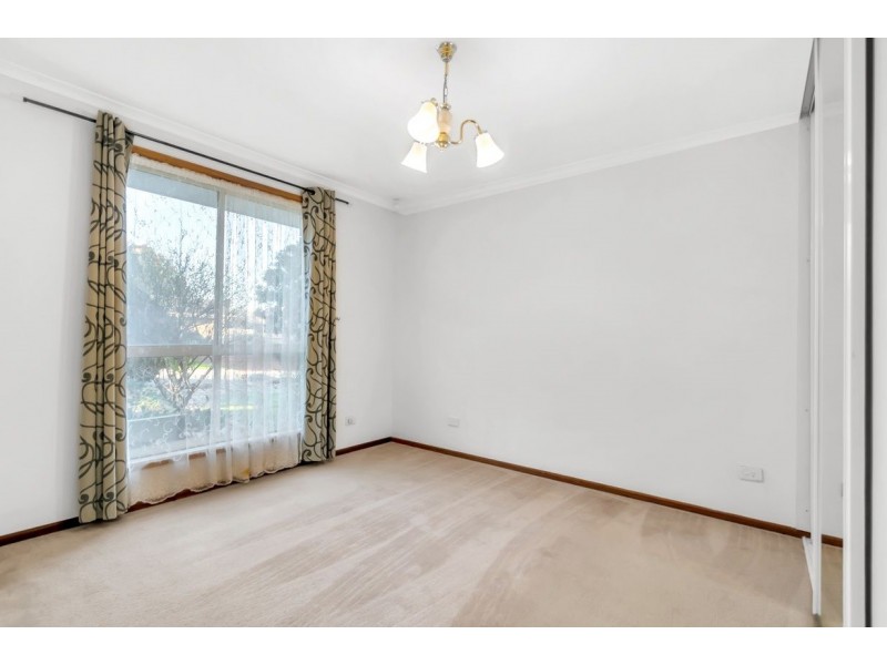 1 Gibson Court, Woodcroft SA 5162
