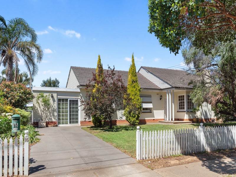15 Johnstone Road, Oaklands Park SA 5046