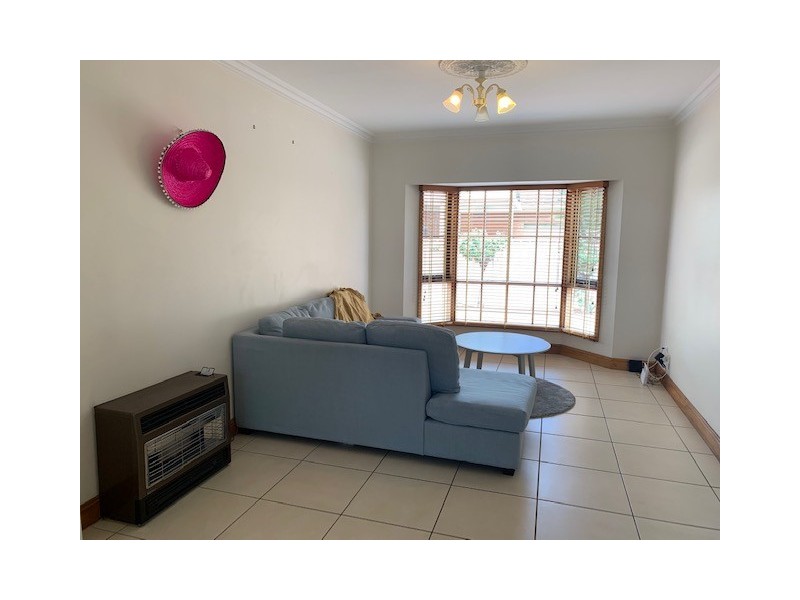 2/27 Dunrobin Road, Hove SA 5048