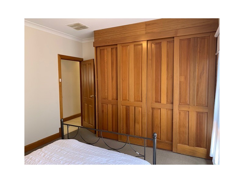2/27 Dunrobin Road, Hove SA 5048
