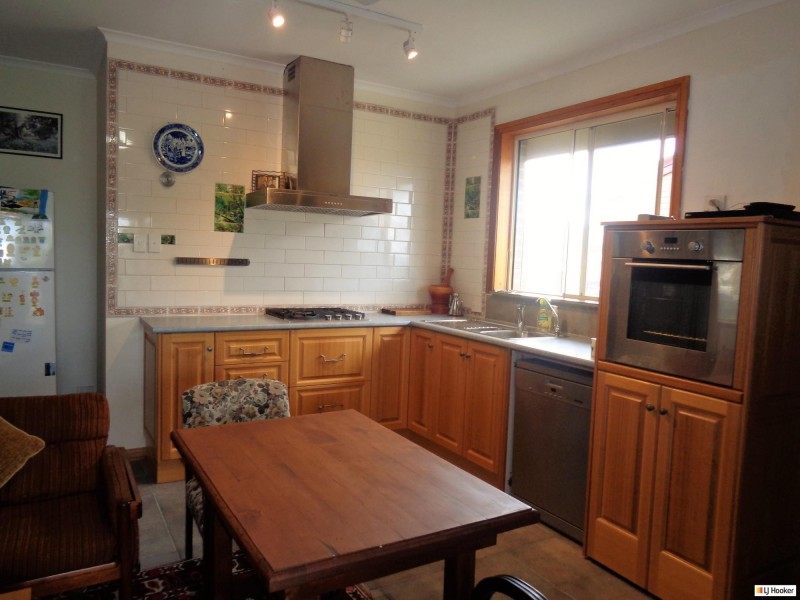 1/19 Luderitz Close, Hallett Cove SA 5158