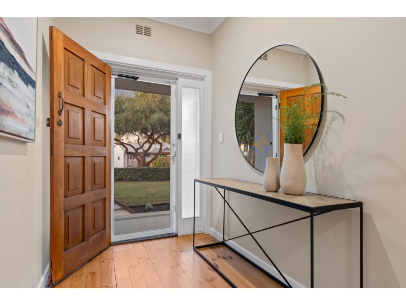 4 Forrest Avenue, Marino SA 5049