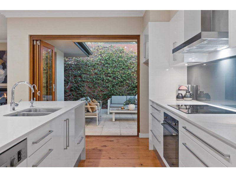 4 Forrest Avenue, Marino SA 5049