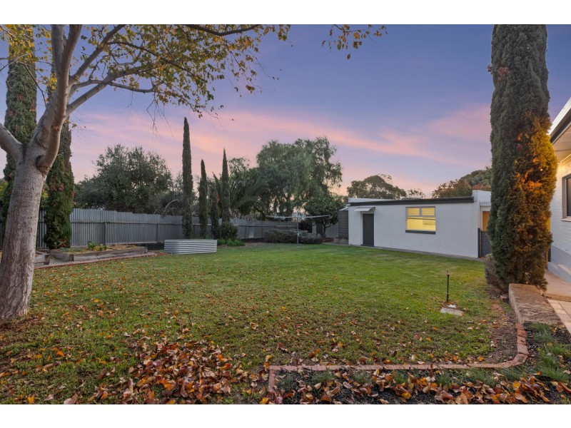 4 Forrest Avenue, Marino SA 5049