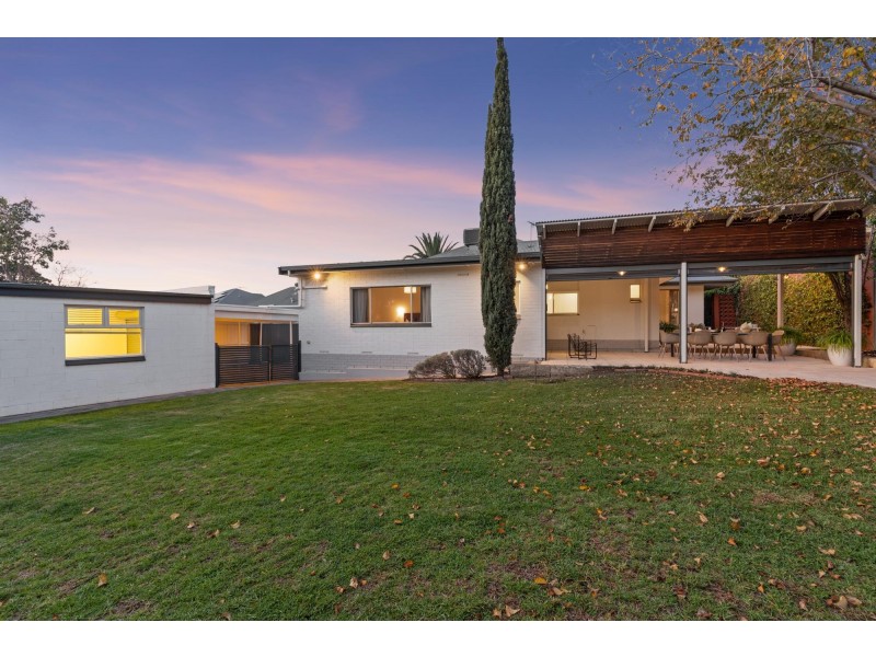 4 Forrest Avenue, Marino SA 5049
