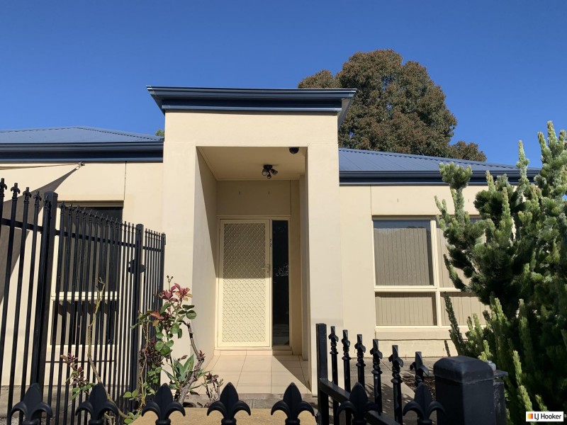 72 Scenic Way, Hackham SA 5163