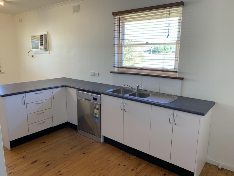 21 Gulfview Road, Christies Beach SA 5165