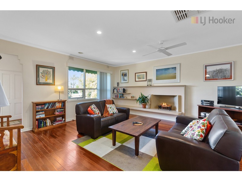 2 Ophir Crescent, Seacliff Park SA 5049