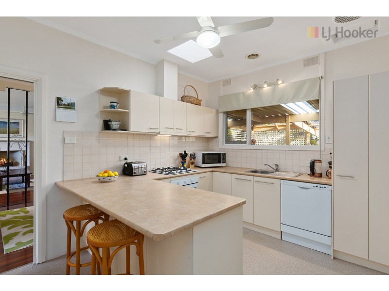 2 Ophir Crescent, Seacliff Park SA 5049