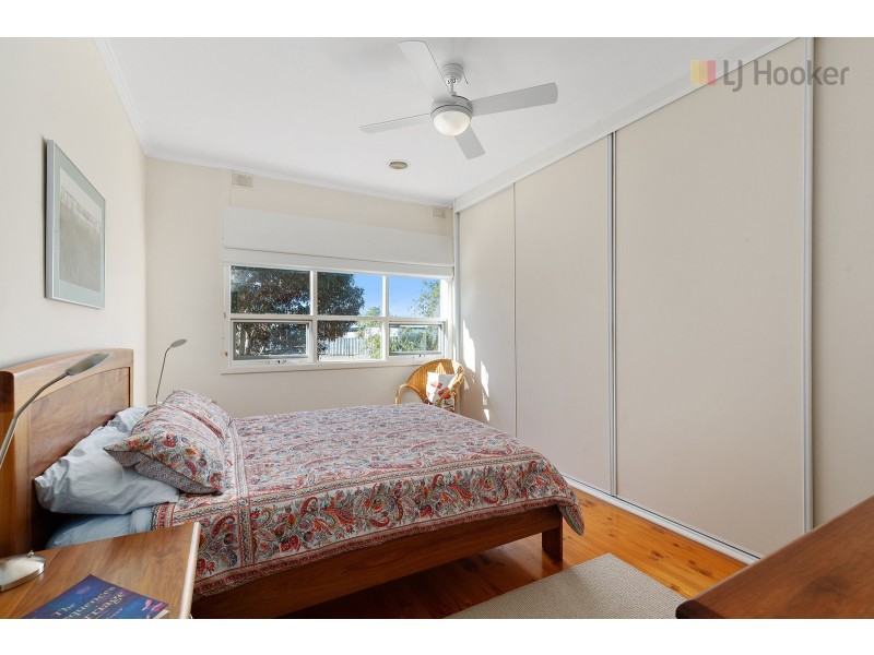 2 Ophir Crescent, Seacliff Park SA 5049