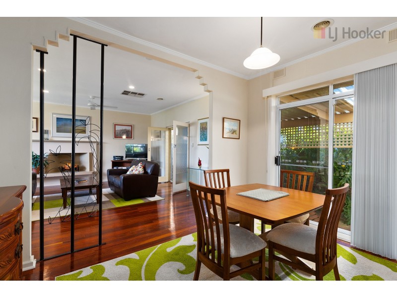 2 Ophir Crescent, Seacliff Park SA 5049