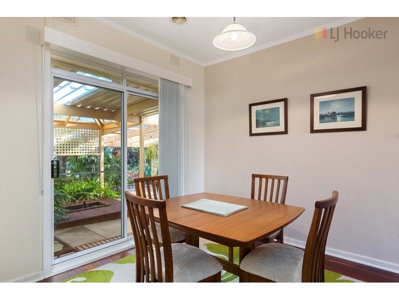 2 Ophir Crescent, Seacliff Park SA 5049