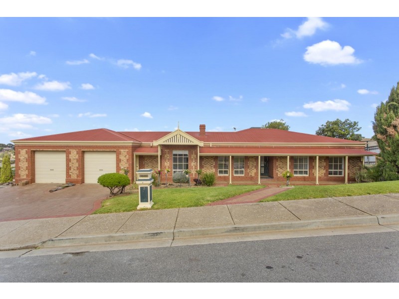 2 Inali Court, Hallett Cove SA 5158