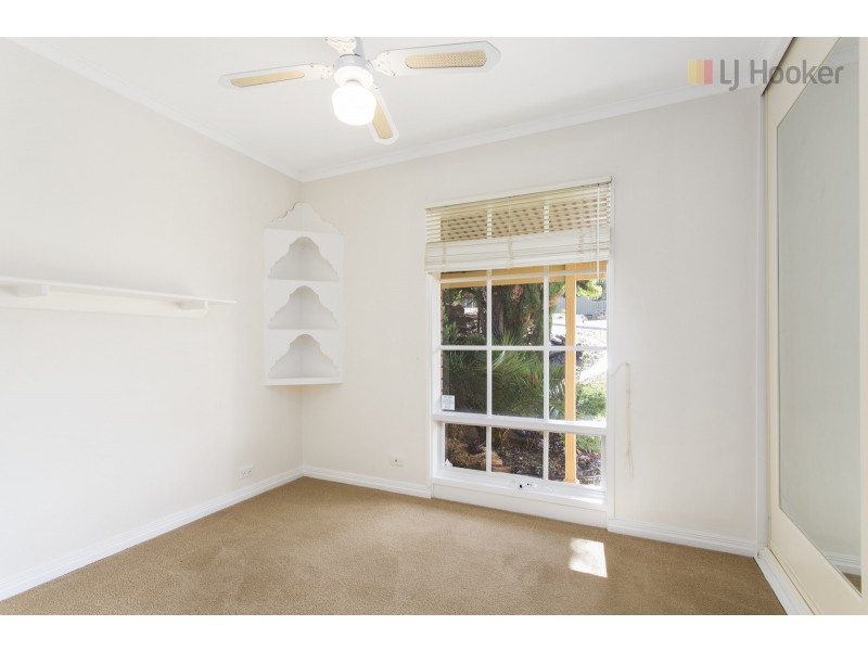 2 Inali Court, Hallett Cove SA 5158