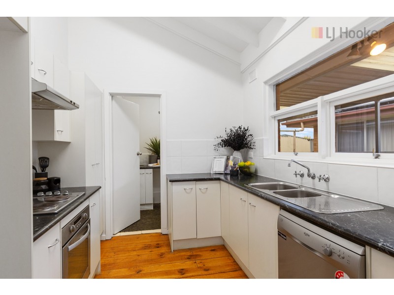 6 Suva Place, Happy Valley SA 5159