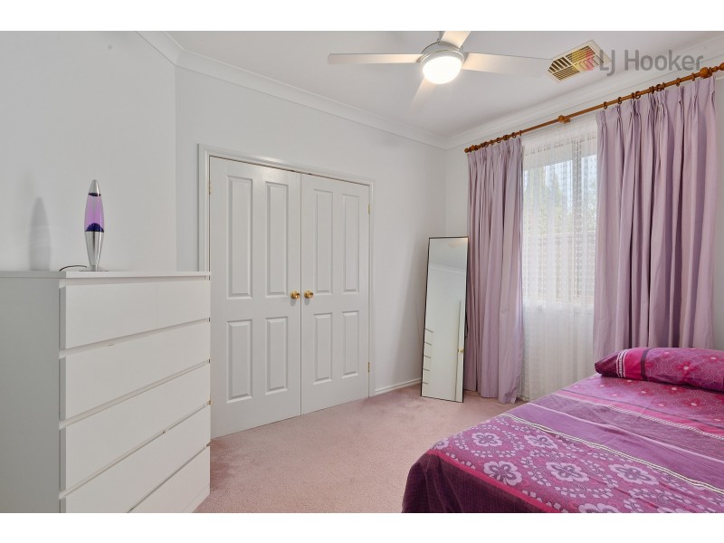 36 Mcfarlane Avenue, Mitchell Park SA 5043