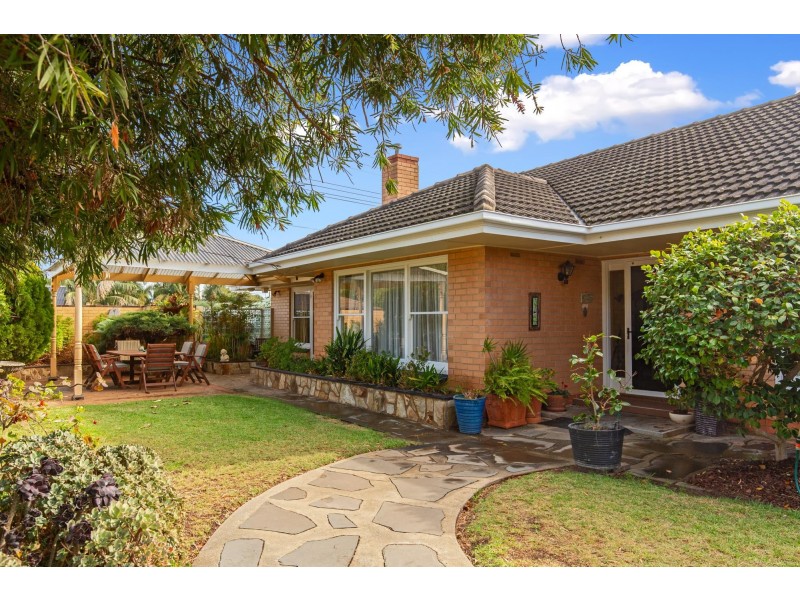 18 Repton Road, Somerton Park SA 5044