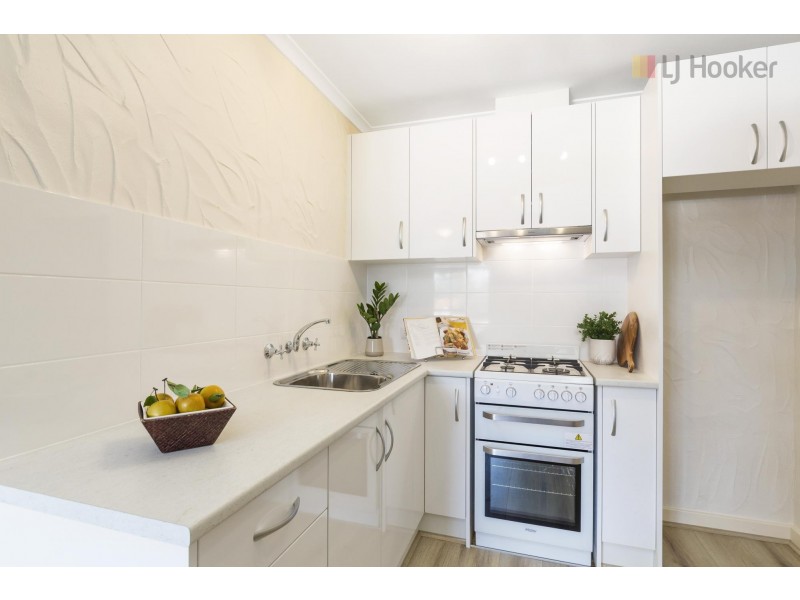 27/3 Broadway, Glenelg South SA 5045