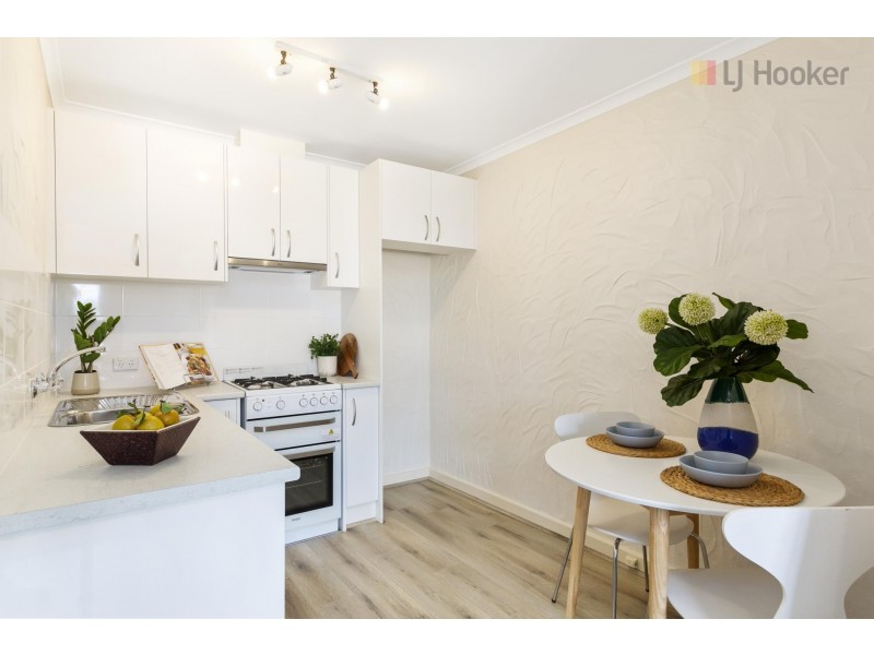 27/3 Broadway, Glenelg South SA 5045