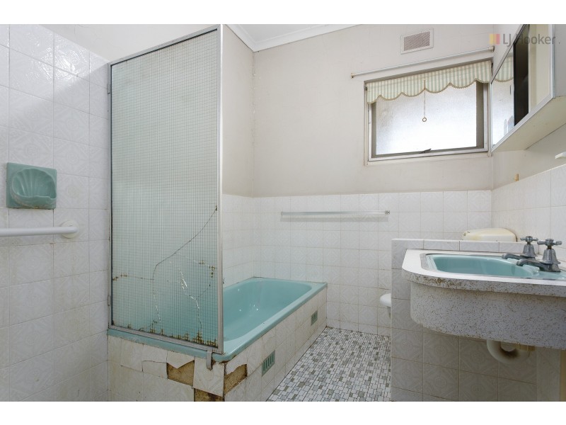 2/21 Caroona Avenue, Hove SA 5048