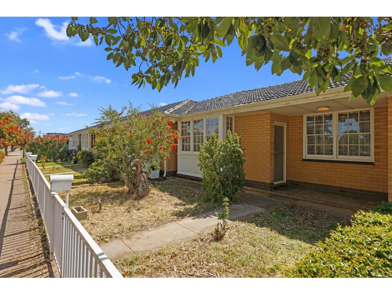 2/21 Caroona Avenue, Hove SA 5048