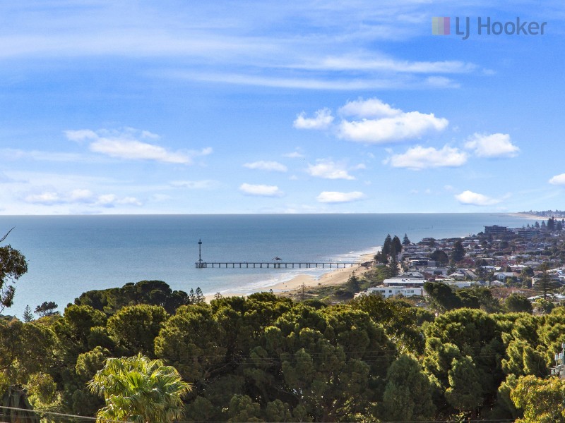 4 Dudley Crescent, Marino SA 5049