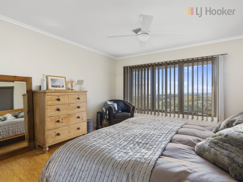 4 Dudley Crescent, Marino SA 5049