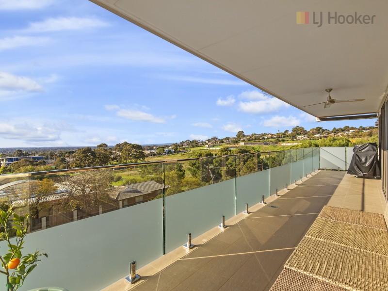 4 Dudley Crescent, Marino SA 5049