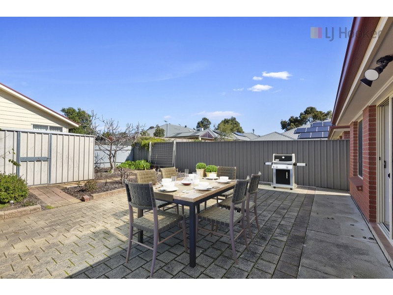 2a Sutton Avenue, Seacombe Gardens SA 5047