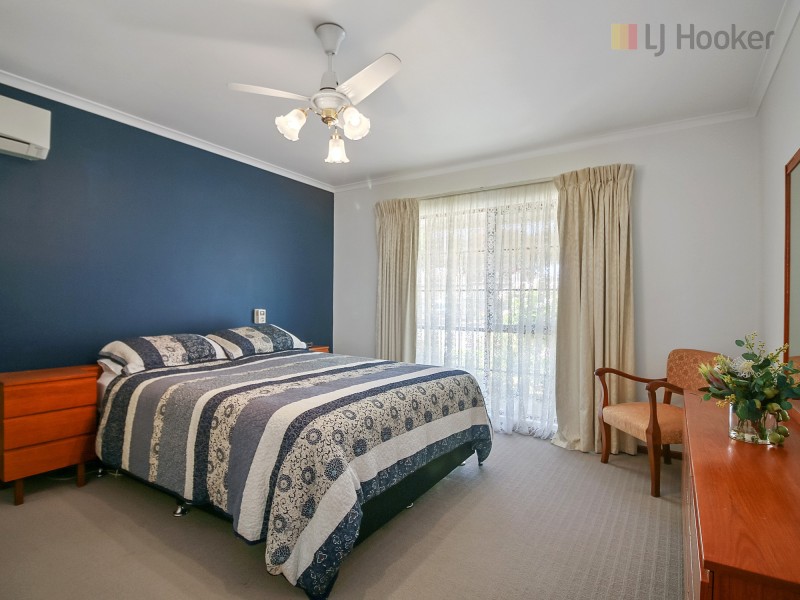 2/2 Cairns Avenue, Warradale SA 5046