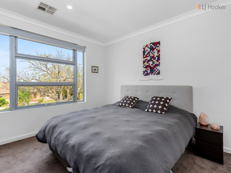 4C Whiteleaf Crescent, Glengowrie SA 5044