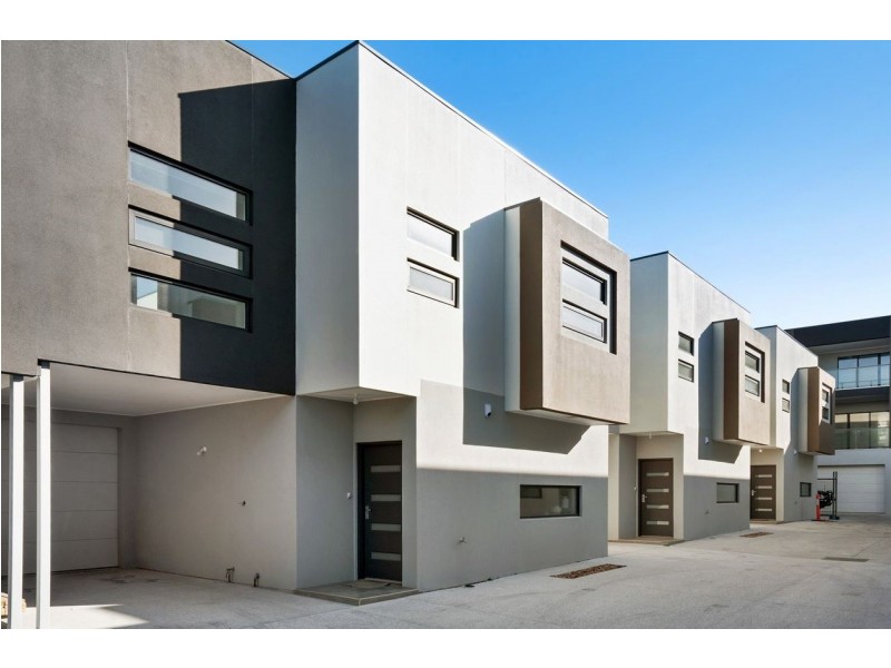 2/319 Military Road, Semaphore Park SA 5019