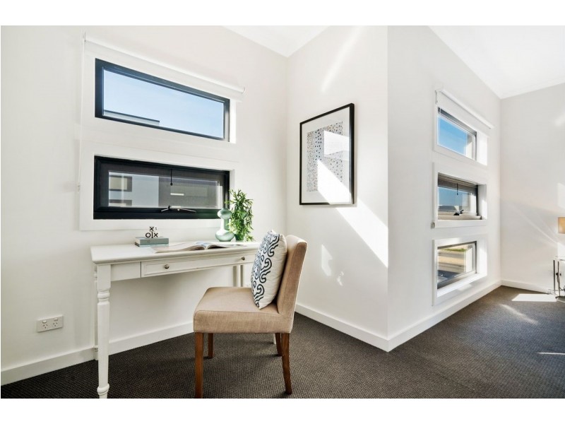 2/319 Military Road, Semaphore Park SA 5019