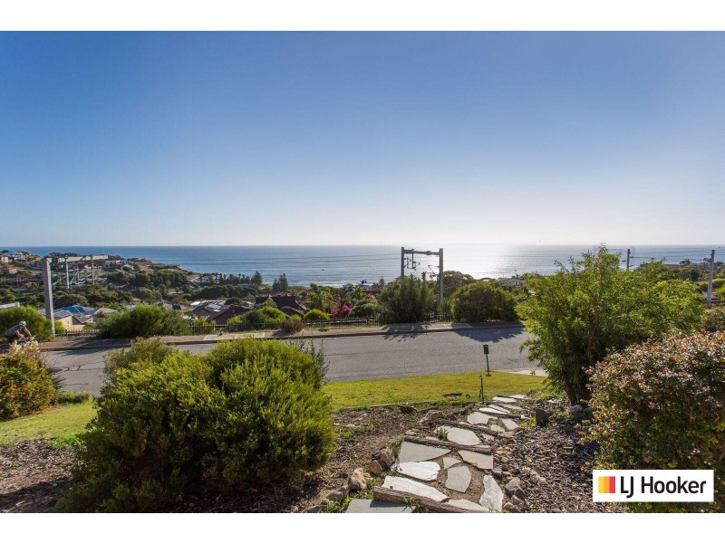 12 Columbia Crescent, Hallett Cove SA 5158