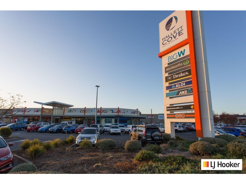 12 Columbia Crescent, Hallett Cove SA 5158