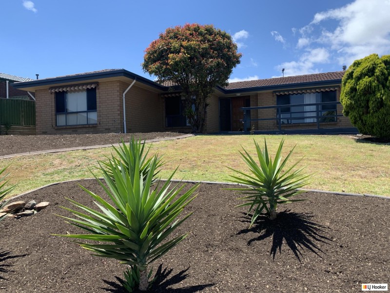 4 Caprice Street, Hallett Cove SA 5158