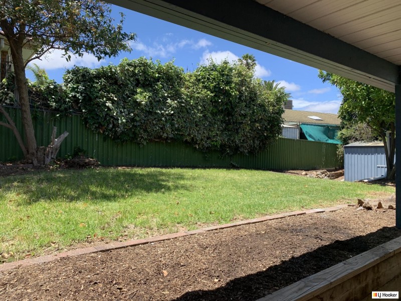 4 Caprice Street, Hallett Cove SA 5158